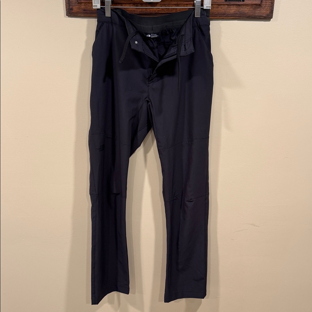 The North Face Men's Charcoal Gray Pants